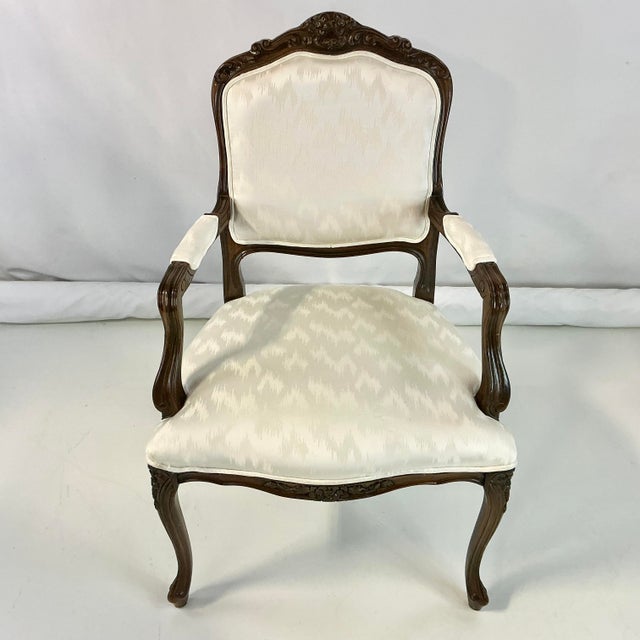 1980s 1980s Vintage Hollywood Regency French Provincial Open Arm Bergere Side Chair, Newly Reupholstered For Sale - Image 5 of 17