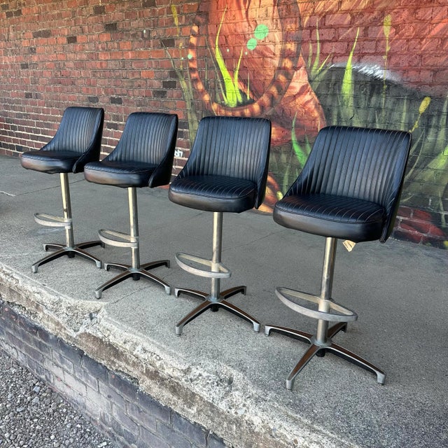 Mid-Century Modern Set of 4 ChromCraft Swivel Bar Stools For Sale - Image 3 of 12