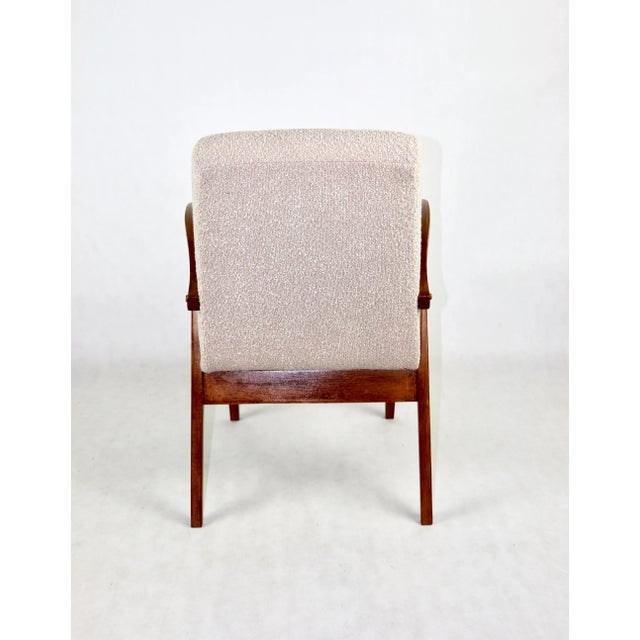 Beige Boucle Easy Chair attributed to Mieczyslaw Puchala, 1970s For Sale - Image 6 of 13