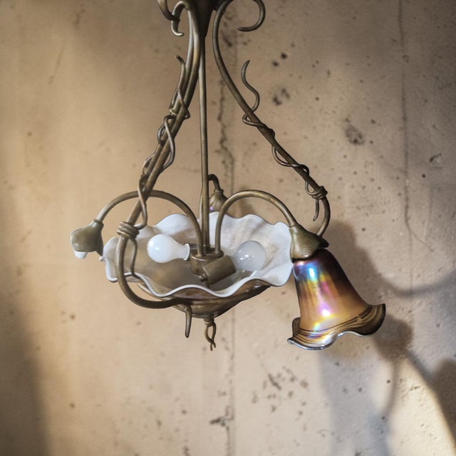Metal Art Nouveau Iridescent Glass Chandelier With Three Matching Sconces by Quoizel (Signed) For Sale - Image 7 of 14