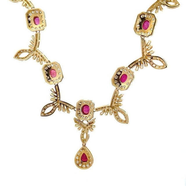 Diamond Ruby 18ct Necklace 18k Yellow Gold Floral Leaf Style Evening Wear For Sale In Miami - Image 6 of 7
