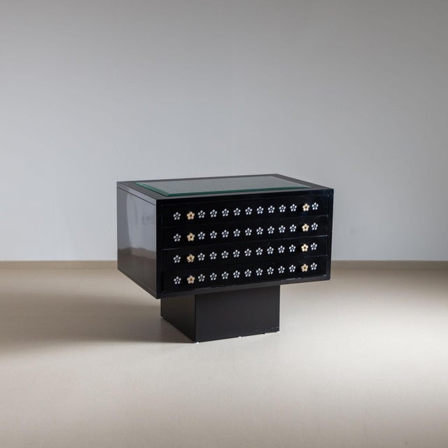 Metal Chest of Drawers and Night Stands by Matteo Thun, Italy 1980s, 3 Pieces For Sale - Image 7 of 11