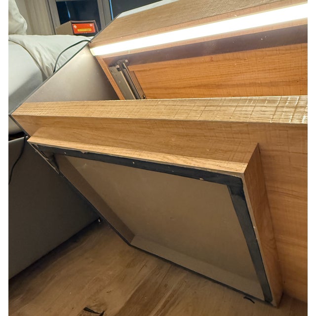 Modern Pair of Marble-Top Nightstands For Sale - Image 3 of 8