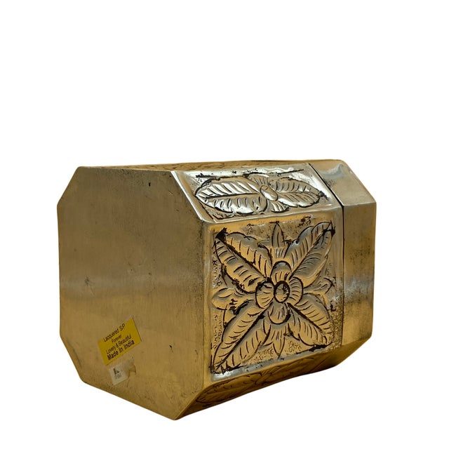 Mid-Century Modern Vintage Indian Engraved Silver-Tone Octagonal Trinket Box For Sale - Image 3 of 5