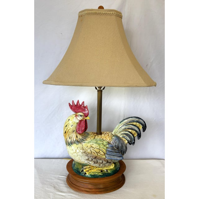 Cool country large rooster lamp from the late 20th century. The rooster is made of ceramic with lots of color and detail...