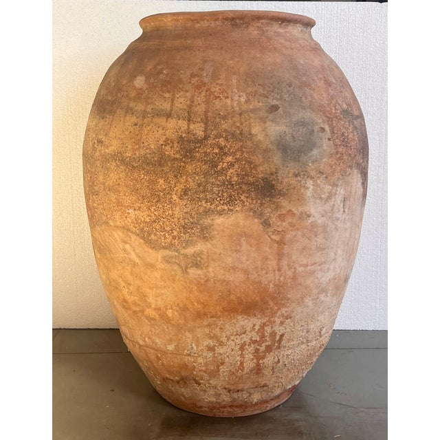 This fabulous handmade terracotta pot originated in the Provençal town of Biot and was used to store olive oil. In perfect...