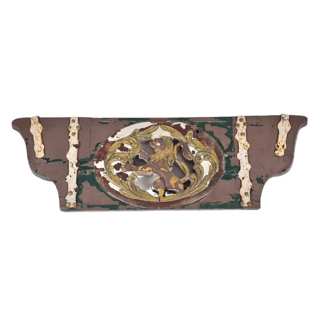 Antique Wooden Pediment with Lion, 1700s For Sale - Image 16 of 16