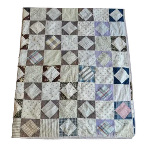 1900’s "Diamond in a Square" Hand-Stitched Cotton Quilt