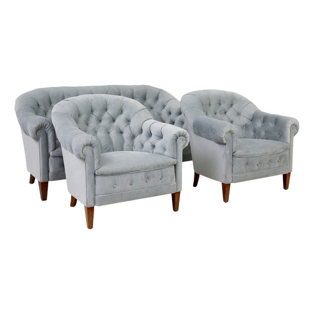 Antique Buttonback Sofa and Chairs, 1900, Set of 3 For Sale