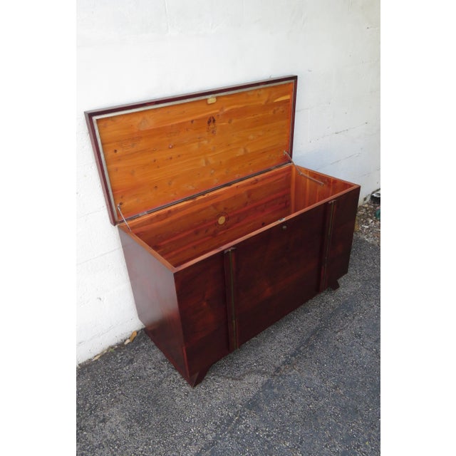 Mid 20th Century Lane Cedar Chest Blanket Trunk Window Bench With a Drawer For Sale - Image 12 of 12