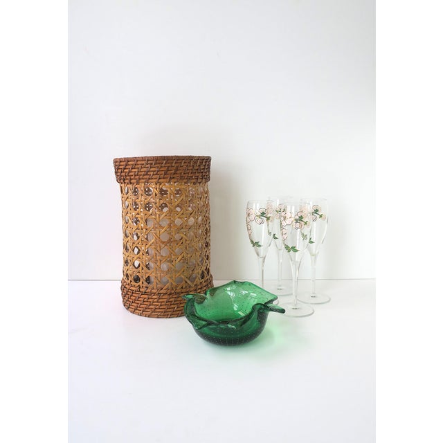 Late 20th Century French Perrier-Jouet Champagne Flutes Glasses, Art Nouveau, Set of 4 For Sale - Image 5 of 11