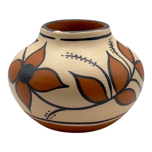 Kewa (Santo Domingo) Pueblo Polychrome Jar by Vicky T. Calabaza For Sale