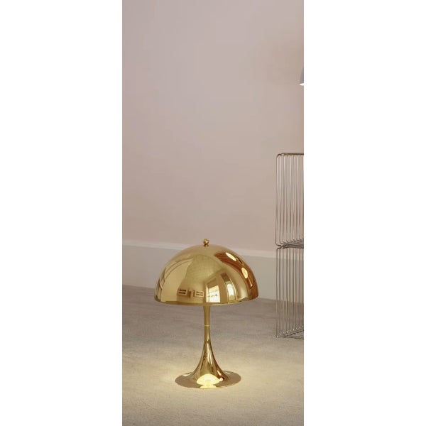 Verner Panton Louis Poulsen Panthella 320 Table Lamp – Metalized Brass – Brand New in Box For Sale - Image 4 of 7