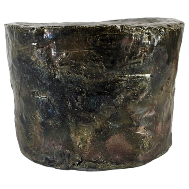 2000 - 2009 Sherri Cavan Sculptural Clay Base, Hand-Built Studio Pottery in Iridescent Green-Bronze Glaze, California, c.2000s For Sale - Image 5 of 8