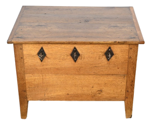 Oak Community Chest, Late 19th Century