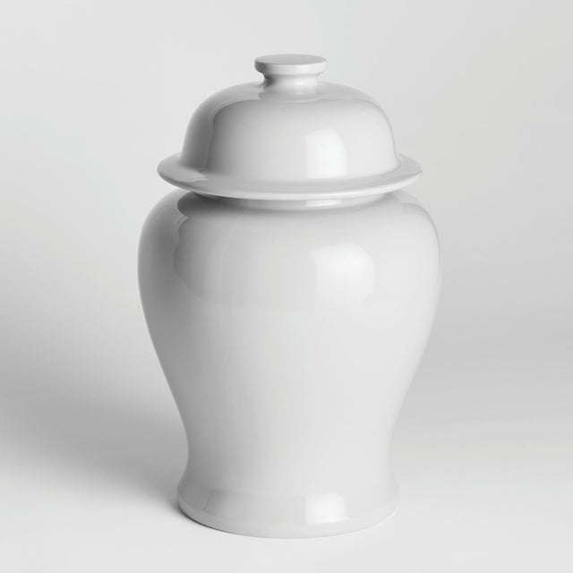 In an unexpected smaller size for traditional ginger jars, this is a modern take on a classic. The bright white high gloss...