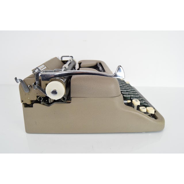 Mid-Century Typewriter from Zeta, 1950s For Sale - Image 15 of 18