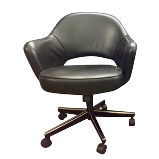 Eero Saarinen Knoll Blk Leather Chair - a Pair For Sale