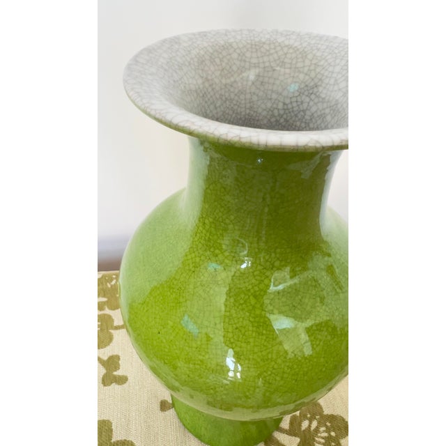 20th Century Chinese Lime Green Crackle Glaze Baluster Vase For Sale - Image 4 of 8