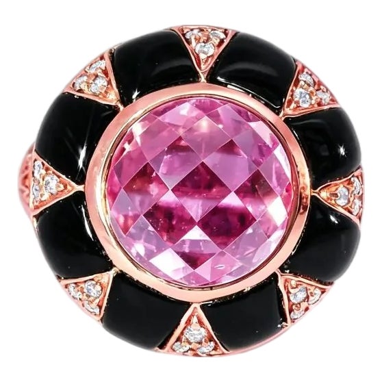 Late 20th Century Size 7 14K Pink Rose Gold Amethyst Onyx Diamond Cocktail Ring For Sale