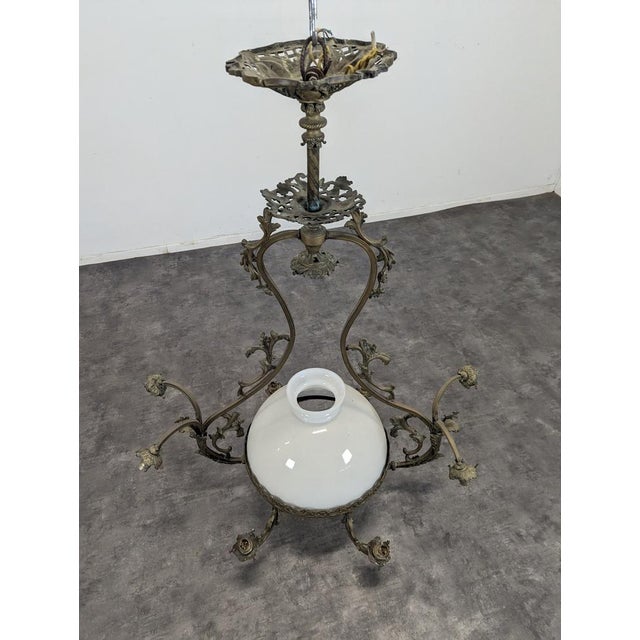 Opaline Chandelier from the Napoleon III For Sale - Image 3 of 9