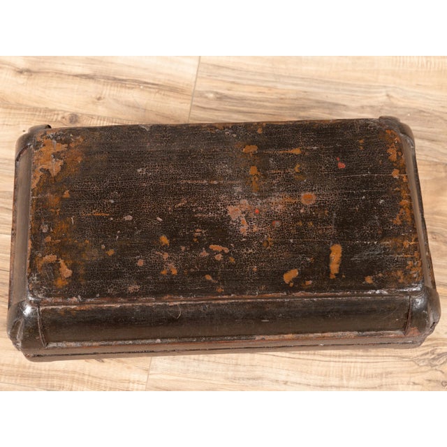 Rustic Small Antique Chinese Dowry Basket with Distressed Brown Patina For Sale - Image 3 of 12