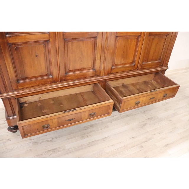 Large Antique 19th Century 4-Door Wardrobe in Walnut For Sale - Image 11 of 17