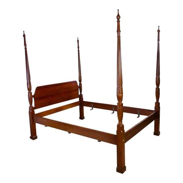 Hickory White Carved Mahogany Four Poster Queen Bed For Sale