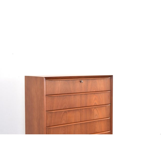 Mid-Century Modern Danish Teak Chest of Drawers, 1960s For Sale - Image 10 of 17