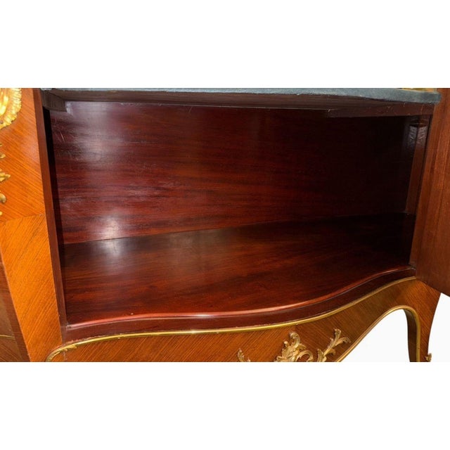 Brown 19th Century French Louis XV-Style Marquetry Vitrine With Gilt Bronze. For Sale - Image 8 of 10