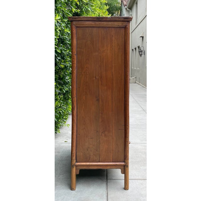 Beautiful Rare Antique Chinese Wedding Cabinet c.1800 For Sale In Los Angeles - Image 6 of 7