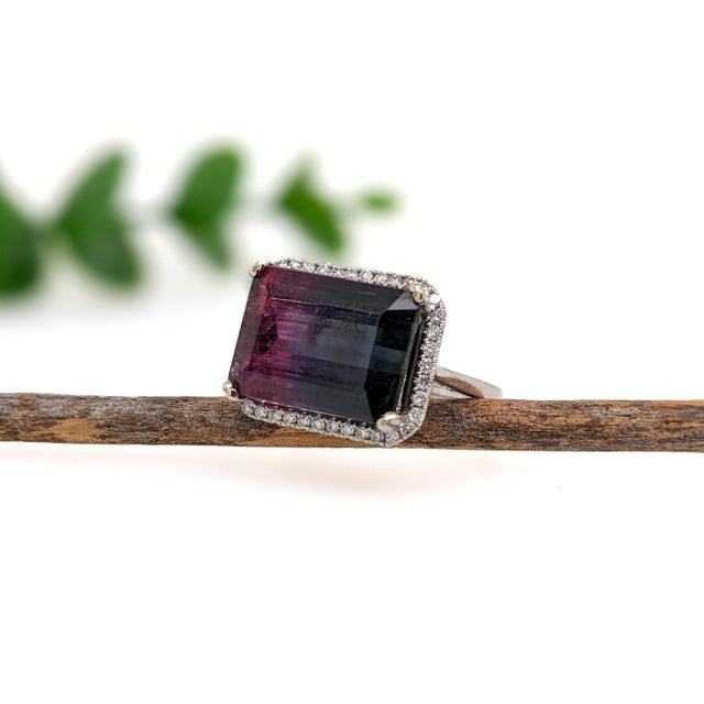 2020s 9.2Ct Bi-Color Tourmaline Ring With Natural Diamonds: Solid 14k Gold, 15x11mm, Size 6.75 For Sale - Image 5 of 7