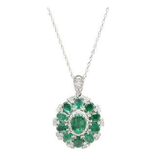18k Gold Emerald and Diamond Pendant, 3.53ct Emerald For Sale