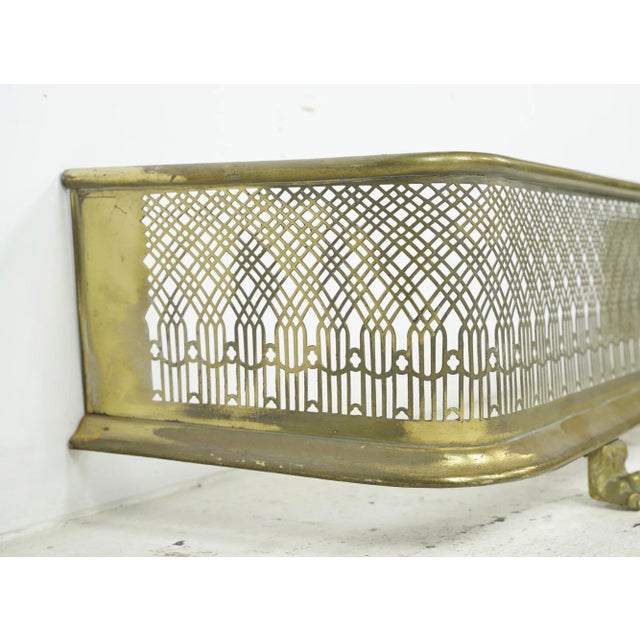 Art Deco Mid 20th Century Art Deco Cutout Brass Curved Screen Fireplace Fender For Sale - Image 3 of 11