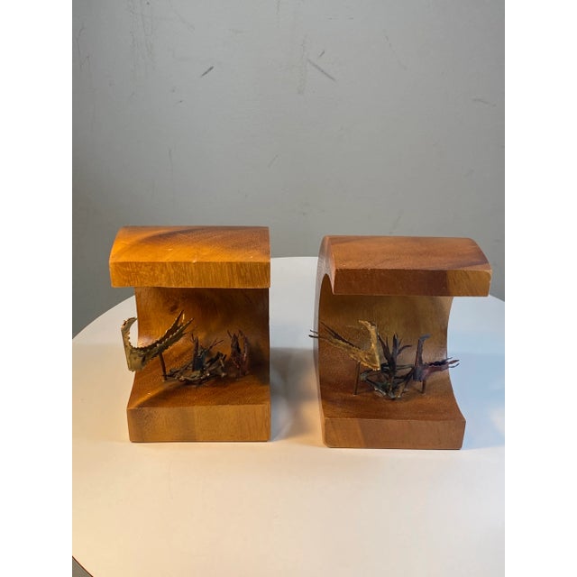 Mid-Century Modern Brutalist Trio of Birds Modernist Mixed Metals and Wood Bookends - a Pair For Sale - Image 3 of 10