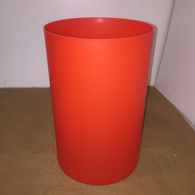 Ufficio Tecnico Kartell Waste Basket in Translucent Red Designer Gino Columbini For Sale In Boston - Image 6 of 6