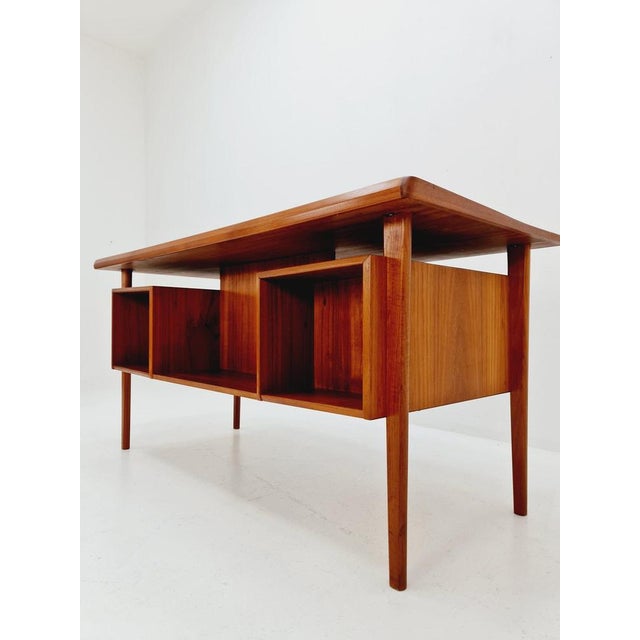 Brown Danish Teak Desk by Peter Løvig Nielsen for Løvig, 1960s For Sale - Image 8 of 11