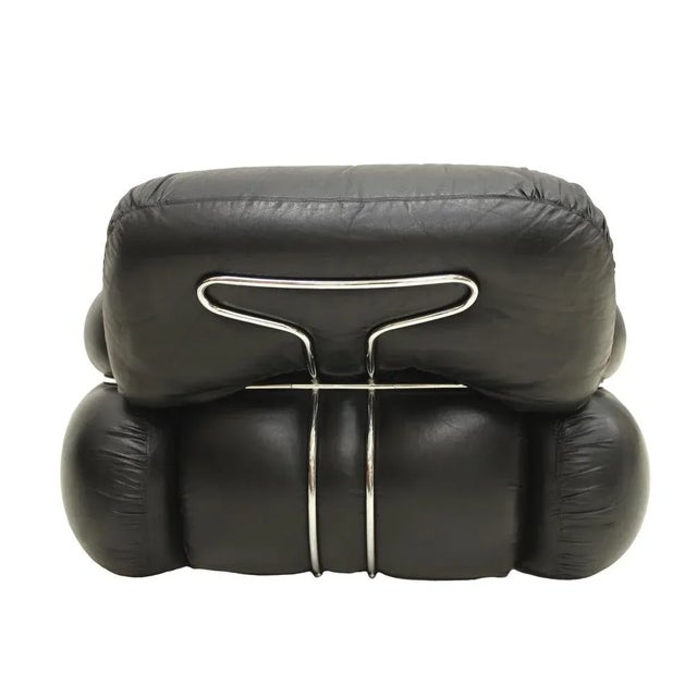Set of Italian Model Okay Lounge Chairs in Black Leather and Steel by Adriano Piazzesi For Sale - Image 4 of 7