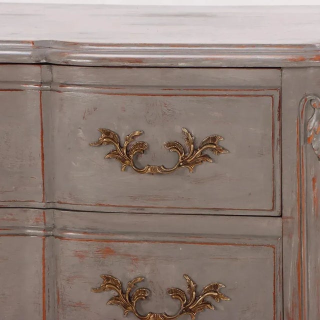 French Louis XV Style Painted Three Drawer Commode C 1945 For Sale In Philadelphia - Image 6 of 10