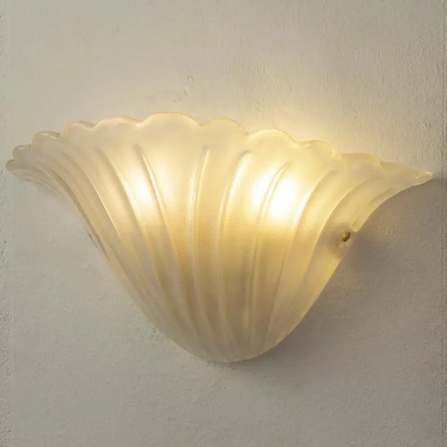 Metal Fan-Shaped Wall Light in Silk-Colored Murano Glass, Italy, 1990s For Sale - Image 7 of 12