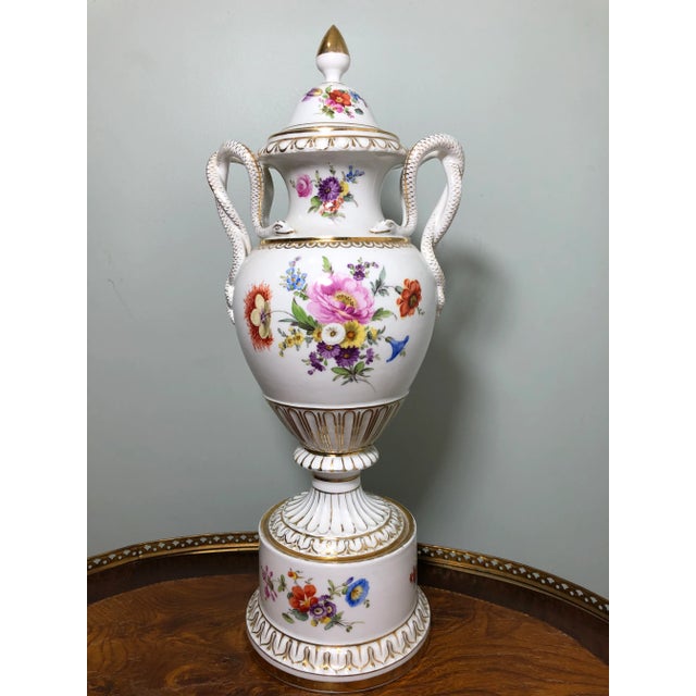 1900 - 1909 Antique Carl Teichert Meissen Hand-Painted Floral Snack Handle Urn For Sale - Image 5 of 9
