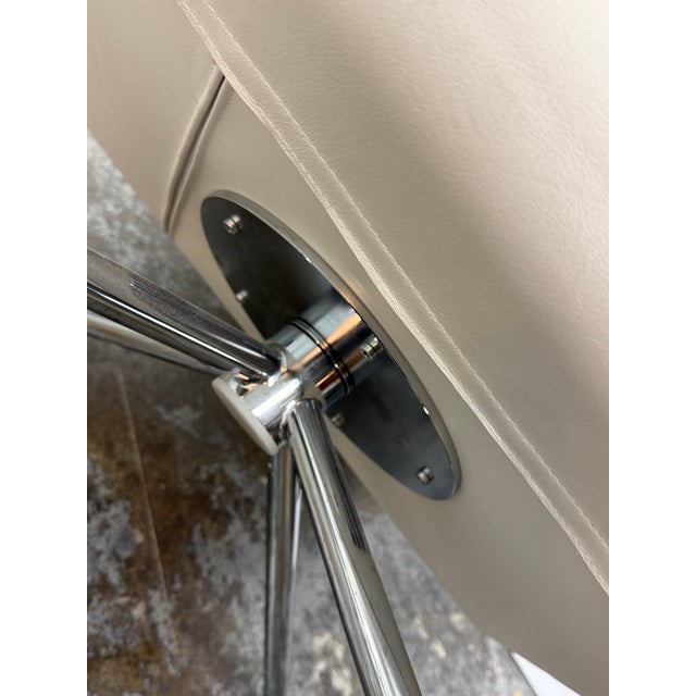 Vertijet Hob Leather Swivel Chair For Sale - Image 11 of 12