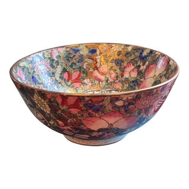 Vintage Chinese Rose Medallion Famille Rose Enameled Porcelain Bowl For Sale