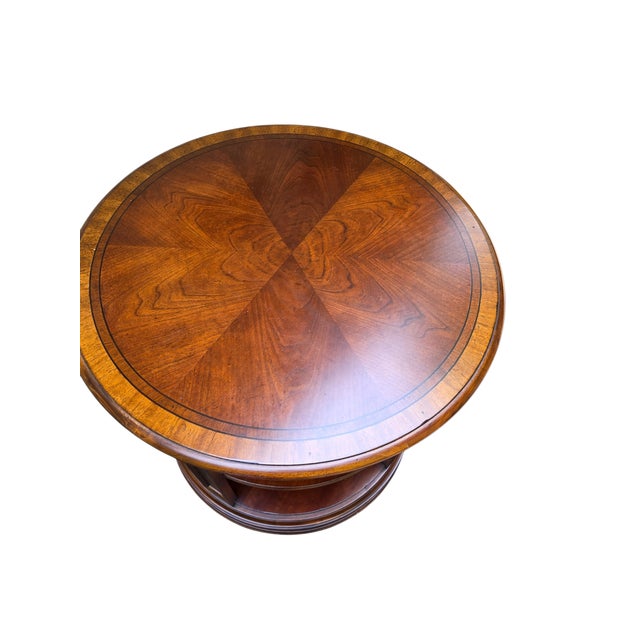 1990s Ethan Allen Newport Banded Round Drum Lamp End Table Pedestal Side For Sale - Image 12 of 15
