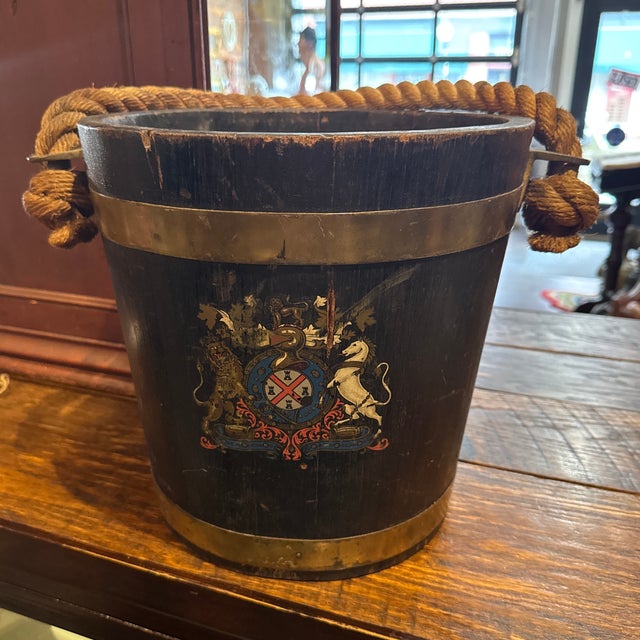English 19th Century Brass-Bound Oak Uk Royal Navy Fire Bucket For Sale - Image 3 of 12