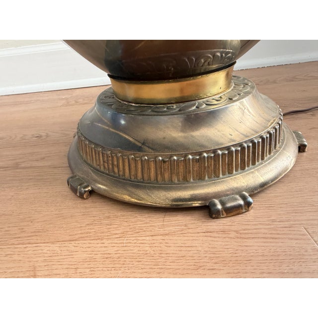 Hollywood Regency Vintage 1960's Ef & Ef Industries Cat. No. 414 Iridescent Carnival Glass Lamp With Ab Crystals & Original Shade For Sale - Image 3 of 16