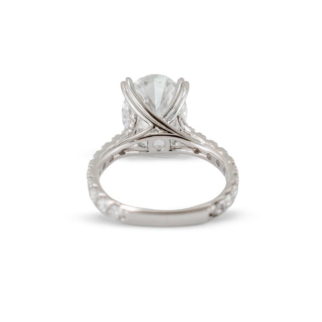 14k White Gold Igi CTW Oval Cut Lab Grown Diamond Accented Engagement Ring, Size 5.25 For Sale In Houston - Image 6 of 8