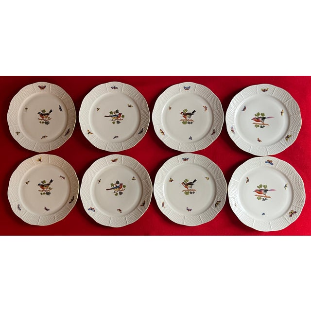 Ceramic Herend Porcelain Dinner Plates Decorated With Birds, Butterflies and Insects With Basketweave Rim - Set of 8 For Sale - Image 7 of 11