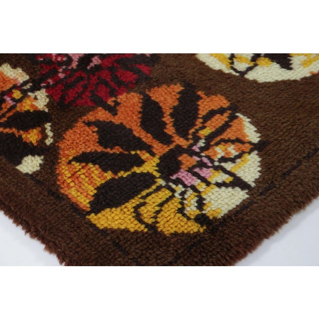 1960s Vintage Swedish Rya Runner With Floral Medallions on a Brown Field - Rug & Kilim For Sale - Image 5 of 8