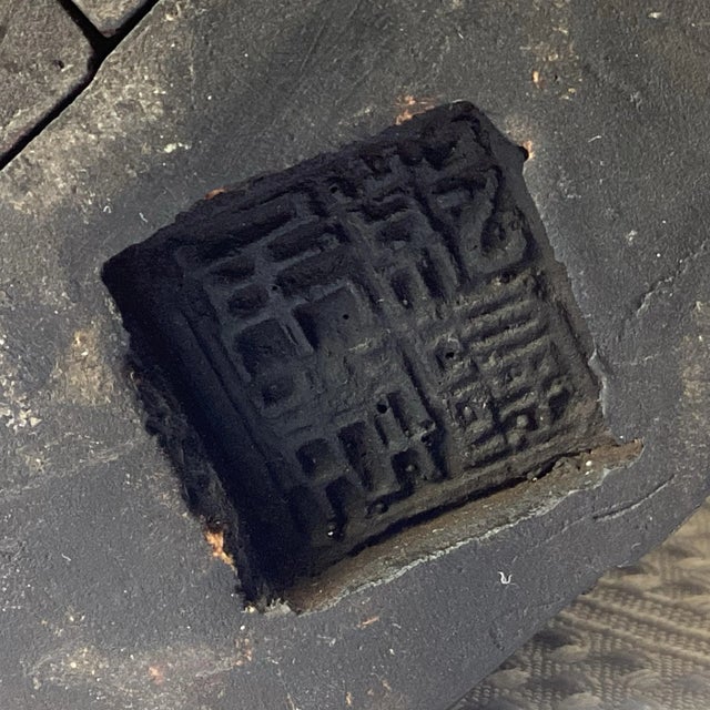 1910s Antique Chinese Buddhist Carved Wooden Travel Triptych – Highly Detailed For Sale - Image 5 of 12